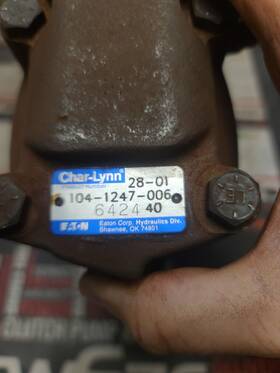 104-1247-006 Char-lynn Hydraulic Motor 104-1247 2000 Series Used. Original