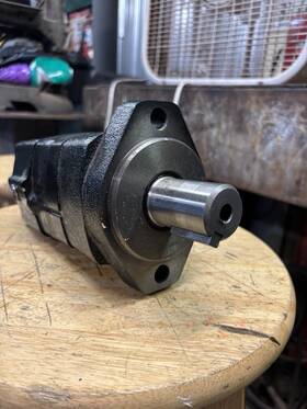 104-1903-006 Char-lynn Hydraulic Motor