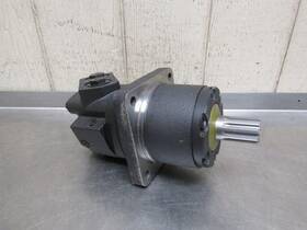 113-1147-006 Char-lynn Oem Eaton Hydraulic Motor New