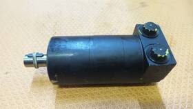 M0j30b02e0000a0b Char-lynn 129-0558-002 Hydraulic Motor Eaton J-2 129-0558 Lsht
