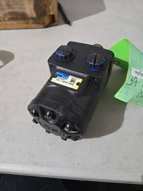101-1835-009 Char-lynn 398040292 Hydraulic Motor New