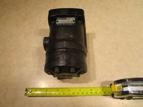 241-1004-001 Char-lynn T0408 Eaton Hydraulic Steering Valve