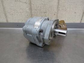 M15h901leab-07-11 Commercial Parker Hydraulic Gear Motor 1.55 Cu.in 4 - 11 Hp