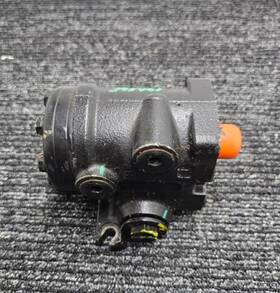 390b4935 Danfoss 11174701 Hydraulic Motor Nmhg 8823873 Ospp 70 Ls Heavy Duty