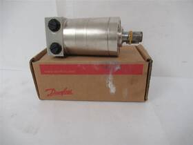 129-0588-002 Danfoss 249446 New In Box Hydraulic Geroler Spool Valve Motor