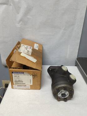 151-0611 Danfoss Sauer Hydraulic Motor Omp 80 Nos