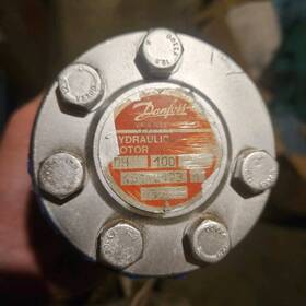 151-2405 Danfoss Hydraulic Motor Omp 100 Model Flange Mounted Heavy Duty
