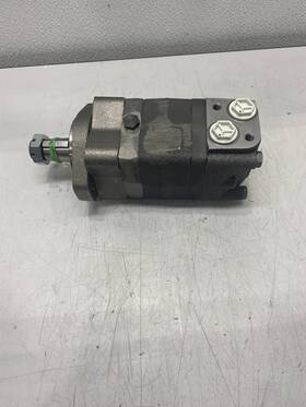 151f2338 Danfoss White Interchange Hydraulic Motor