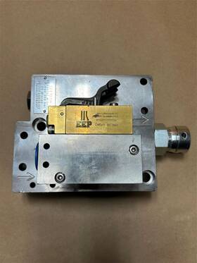 50.130107.m16007 Eep Hydraulic Manifold Control Lever 9102010300000 Seetech 25 Micron Filter