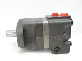 Wf104-1002 Fluidyne 100cc 2-bolt Sae A Flange Motor Replaces Eaton 104-1002