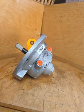 2aw-ncc-43all Gast 2am-ncc-43al Air Motor 0.55 Hp 2000 Rpm Rotation Ccw