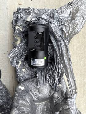 L20-8.2-m-ft-180-s1-c-h Helac Hydraulic Rotary Actuator Cylinder L20-8.2-m-ft-180-s1-c-h. New