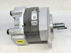 0301567 Parker New Hydraulic Gear Pump B
