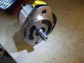 3348644406 Parker 1071004008 Hydraulic Motor - Se G24 008