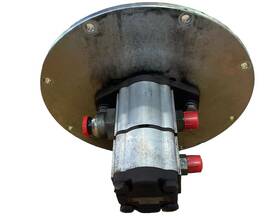 3329121178 Parker Untested Hydraulic Motor/pump With Plate Drive Adapter. C41