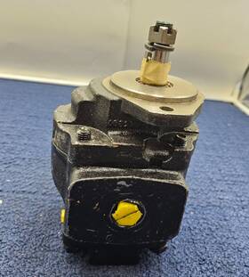 70292110 Parker Commercial Intertech Hydraulic Gear Motor N47394