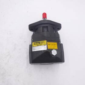 M4b03010s20nb Parker Hannifin 2 Bolt Mount Hydraulic Low Speed Motor