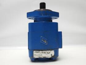 P2100a183 Permco P2100a P2100 Series Hydraulic Motor 2 Bolt Nob New