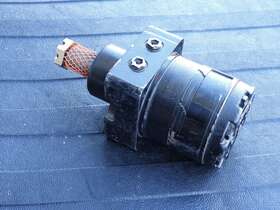 T108663gt Terex Genie Genuine Hydraulic Drive Motor Gs2032 Gs2046 Gs2632 Gs2646