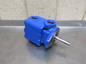 M2u-2s35s-1c-10 Vickers Eaton Hydraulic Vane Motor 2.29 Cu.in