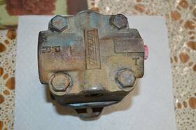 V20p1p38c6g Vickers Hydraulic Vane Pump 3/4 Inch X 11 Shaft Pn Not Tested