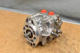 112013raa2aa04caa White Drive Products Hydraulic Gear Motor 34354.00004273-6