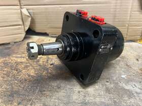 276090w3114aaaeg White 5.4 Cu In Hydraulic Wheel Motor 1 Inch Shaft Sae 10 Ports
