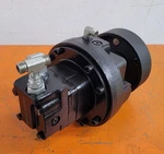 White Drive Products Hb Hydraulic Wheel Motor With Holding Brake Unit. Fixed Price $749.99.