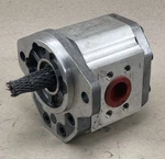 Sauer Sundstrand New Flyer Hydraulic Motor SNM3GN/033RN07BC, 121.25.094.00. Fixed Price $249.00.