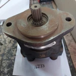 Nos New Geniune Parker Hydraulics 324-9110-119 Motor. Fixed Price $729.00.