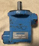 New Vickers Hydraulic Vane Pump V10 1P2P 1A20 382075-1 Nos. Fixed Price $199.99.