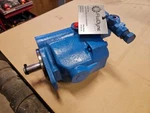 New Fluidyne / Vickers PVQ32B2RSE1S21CG030S30 Piston Hydraulic Pump. Fixed Price $1345.00.