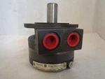 New Nichols/parker 110-2-AS0-K7-2615 Hydraulic Motor. Fixed Price $228.00.