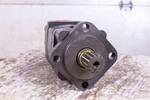 Fluidyne Wf 104-3585 Motor 315CC 4-BOLT Sae 14T Splined. Fixed Price $378.00.