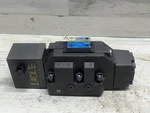 Metaris 4WMM25 Hydraulic Manual Directional Control Valve New. Fixed Price $899.99.