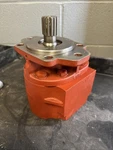 Geartek MD25-1B-DRDR Hydraulic Motor 7/8" 13-TOOTH Spline Shaft. Fixed Price $699.00.