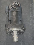 Danfoss Hydraulic Motor Series (XL4-245). Fixed Price $350.00.