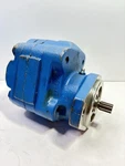 Permco Series 124 Bi Directional Hydraulic Motor 9-SPLINE .605 Shaft Rear Port. Fixed Price $379.00.