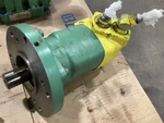 Char-lynn 112-1068-005 Hydraulic Motor #100G76PR7. Fixed Price $700.00.