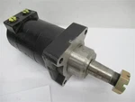 Parker THK0335UB310AAAF, Series, Heavy Duty Lsht Hydraulic Wheel Motor - Usa. Fixed Price $1700.00.