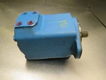 Eaton Vickers 25M42A 11A20 Hydraulic Motor Assy. 313457-1. Fixed Price $1351.99.