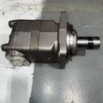 Sauer Danfoss Oem Hydraulic Motor Omv 400 New Open Box. Fixed Price $204.99.