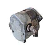 Danfoss Hydraulic Gear Motor 4 356B 1000369 Fix. Fixed Price $89.98.
