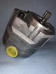 Cross Hyd Motor 40MH15-DAASC. Fixed Price $249.99.