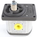 New 0-511-725-301 Rexroth Bosch Hydraulic Gear Motor. Fixed Price $648.00.