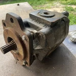 Parker 3089110277 Hydraulic Gear Pump. Fixed Price $255.89.