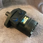 Eaton 158-1635-001 Hydraulic Motor New. Fixed Price $400.00.