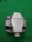 Moog Hydraulic Control Valve 076 344. Fixed Price $499.00.
