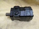 White, Roller Stator Hyd Mtr 200 160 F31 02 A, 10.0IN3/REV, 1"6B Spln F8. Fixed Price $500.00.