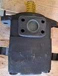 New Oem Rexroth Hydraulic Vane Pump R900938819 PVV4-1X/113RA15UMC Italy Nextday. Fixed Price $3000.00.